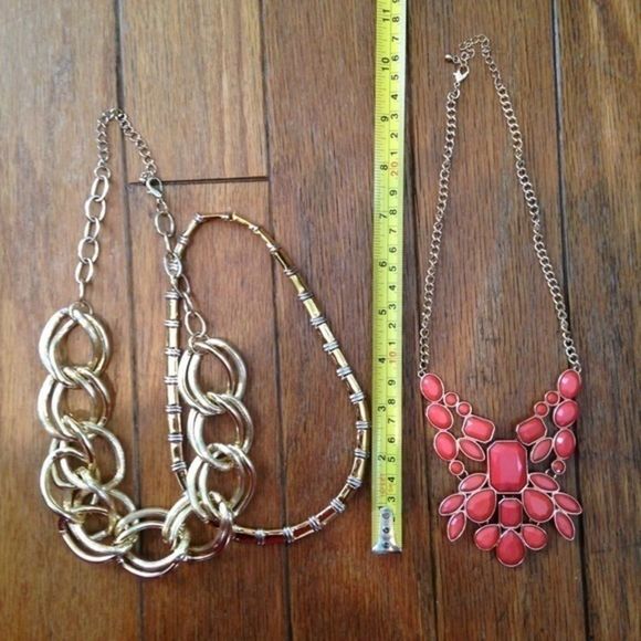 3 statement necklaces gold tone lot - Picture 4 of 6